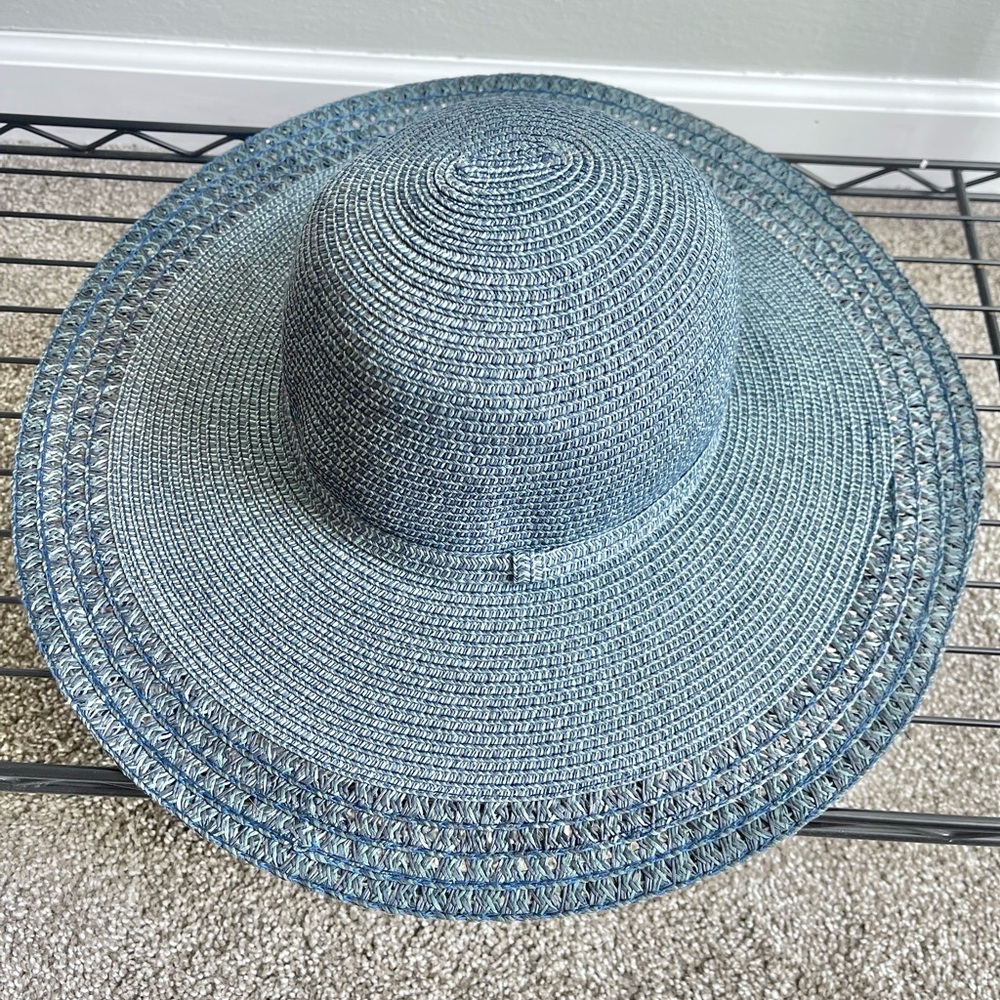 NWOT! Blue Women's Sun Hat